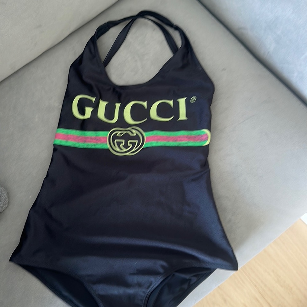 Gucci one piece AUTHENTIC xs